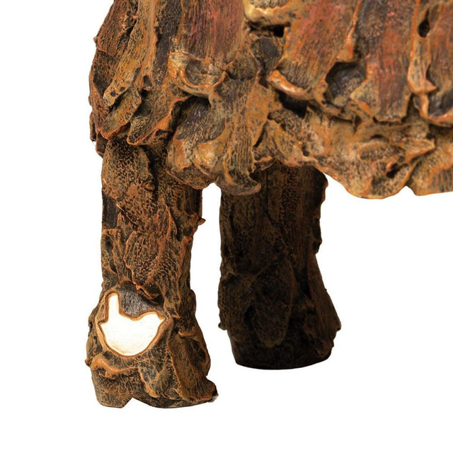 Gordon Highland Cow Figurine Detail View