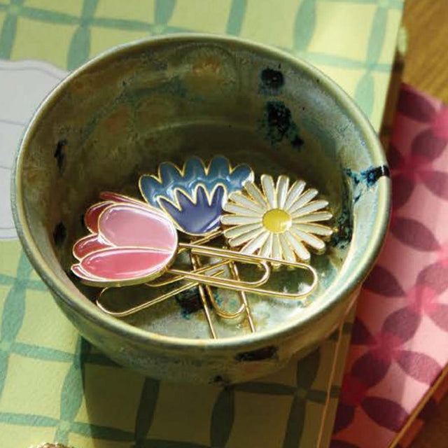 Floral Paperclips Set Close Up