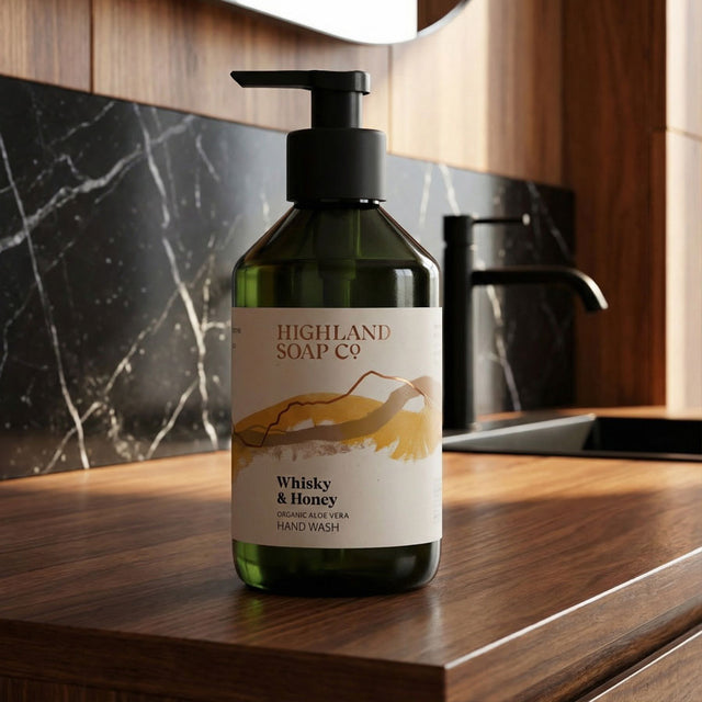 Whisky & Honey Organic Hand Wash Scene