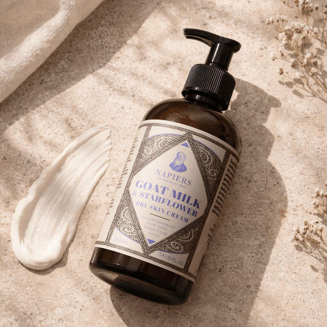 Goat Milk & Starflower Cream Close Up