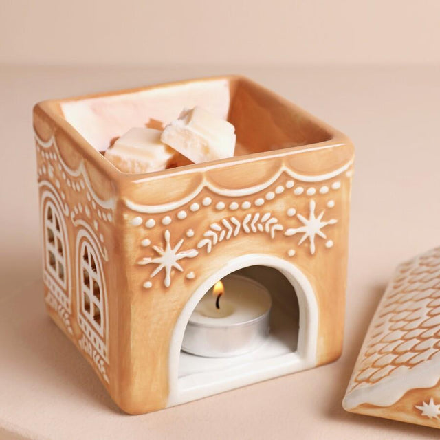 Ceramic Gingerbread House Wax Warmer Detail View