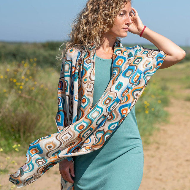 Blue and Orange Retro Wave scarf on Model