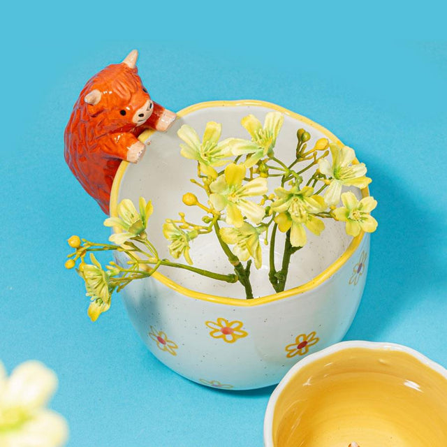 Peeking Highland Cow Planter in Situ
